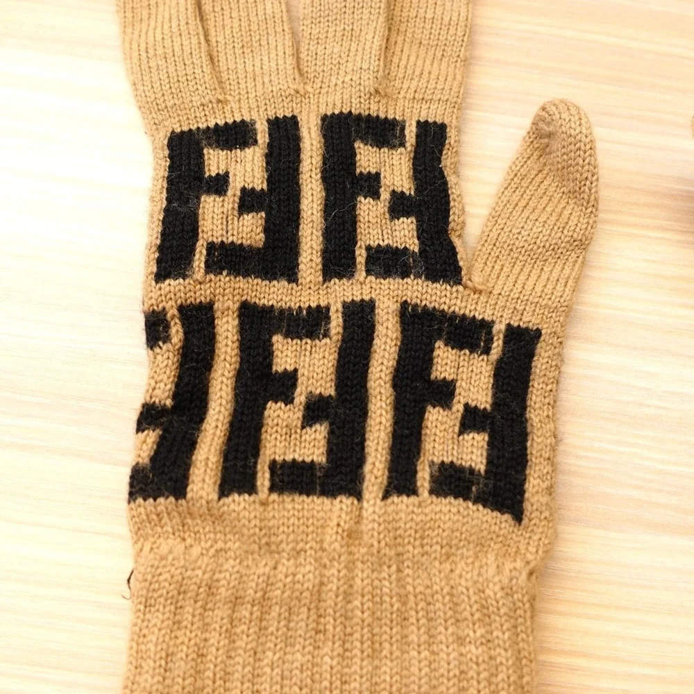 FENDI Italian Wool Gloves 7 S‎ Womens Zucca FF Camel Black Knit Maglia Luxury 42